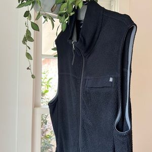 Free fly vest medium used